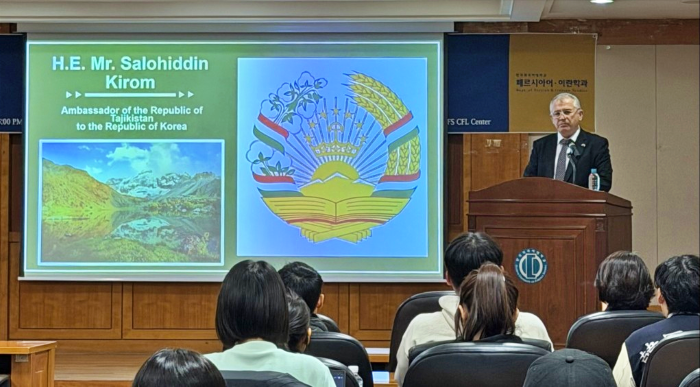 페르시아어·이란학과, 주한타지키스탄 대사 초청 특강 개최 이미지